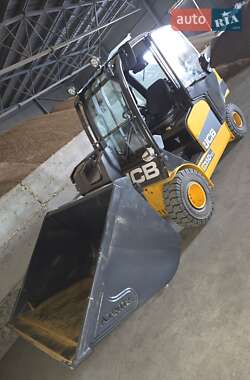 Телескопический погрузчик JCB TLT 2016 в 