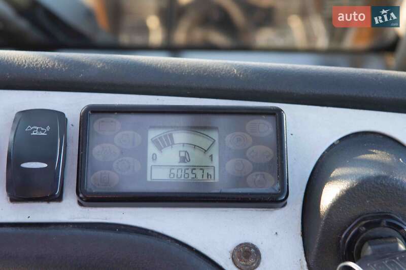 Вилочний навантажувач JCB TLT 2014 в Житомирі