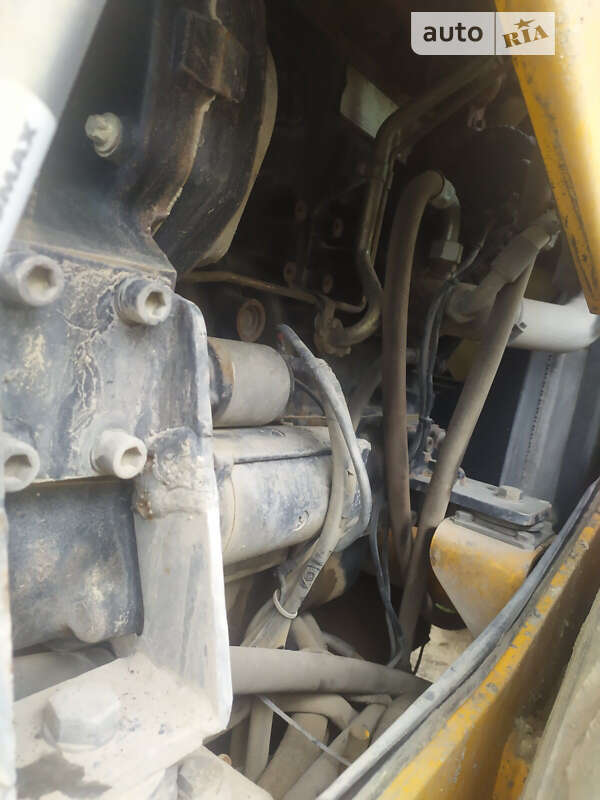 Каток грунтовый JCB Vibromax 115 2006 в Львове