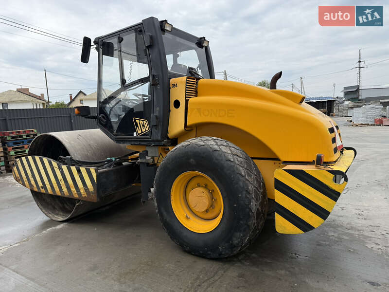 Каток ґрунтовий JCB Vibromax 115 2006 в Львові