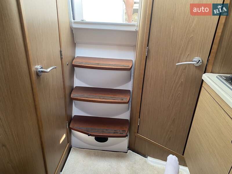 Моторная яхта Jeanneau Leader 2015 в Днепре фото 38 Моторная яхта Jeanneau Leader 2015 в Днепре