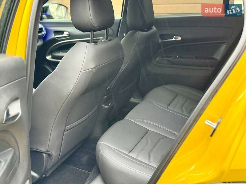 Внедорожник / Кроссовер Jeep Avenger 2024 в Киеве