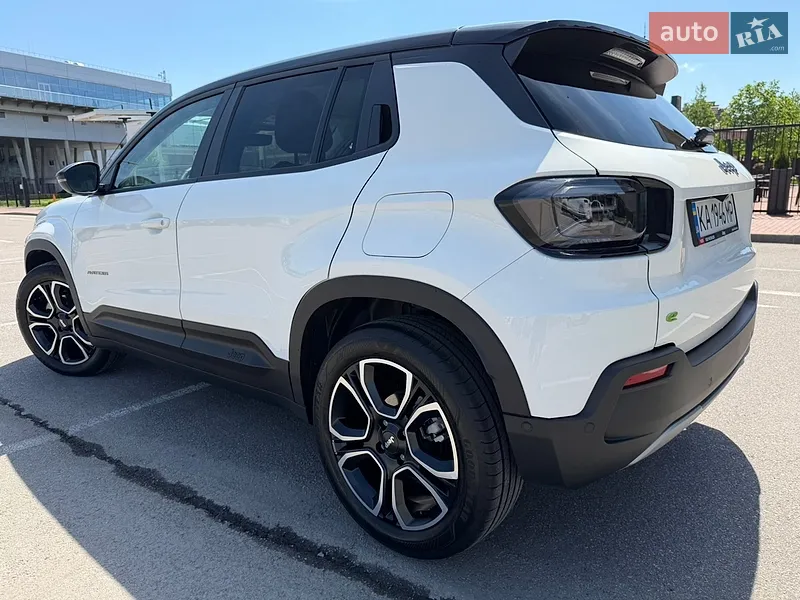 Jeep Avenger 2024 VIN ZAC5JACT4RJL00131 фото оголошення 14 з 75