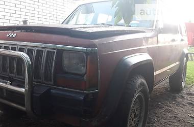 Внедорожник / Кроссовер Jeep Cherokee 1989 в Гайсине