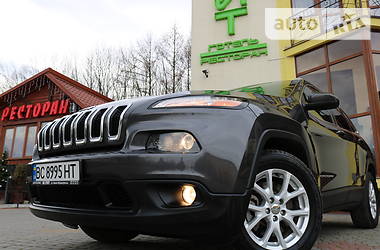 Внедорожник / Кроссовер Jeep Cherokee 2015 в Трускавце