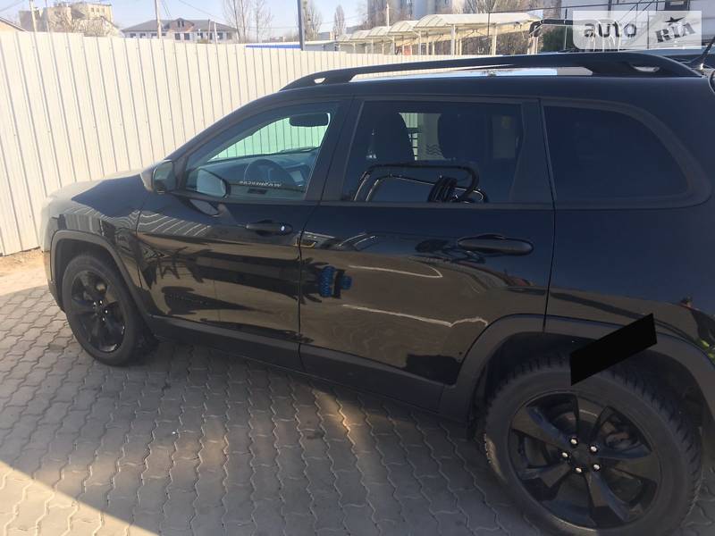 Позашляховик / Кросовер Jeep Cherokee 2016 в Луцьку
