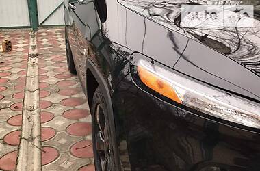 Позашляховик / Кросовер Jeep Cherokee 2015 в 