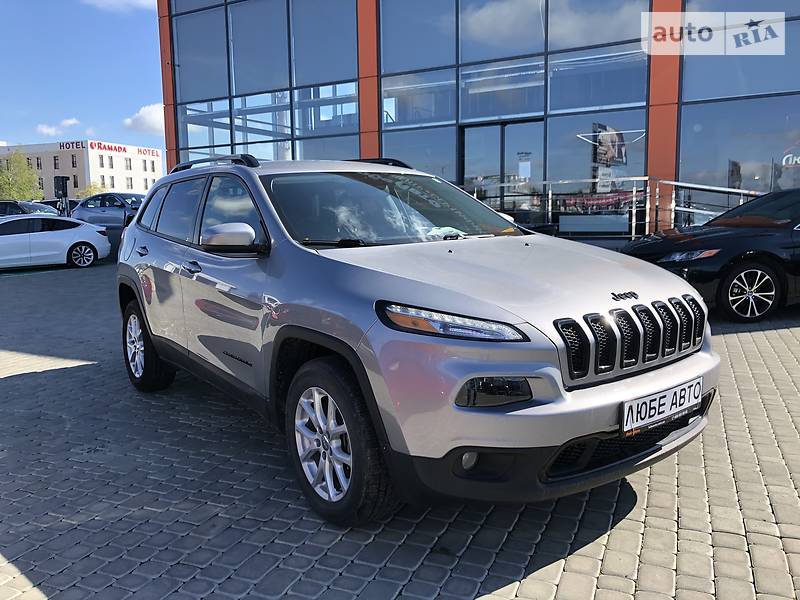 Позашляховик / Кросовер Jeep Cherokee 2015 в Львові