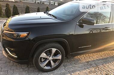 Позашляховик / Кросовер Jeep Cherokee 2019 в Іллінцях