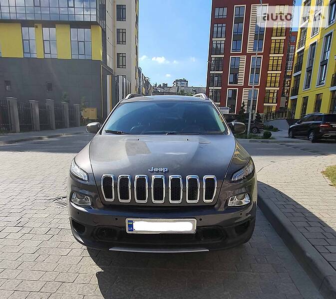 Позашляховик / Кросовер Jeep Cherokee 2014 в Львові