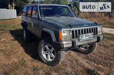 Внедорожник / Кроссовер Jeep Cherokee 1987 в Тернополе