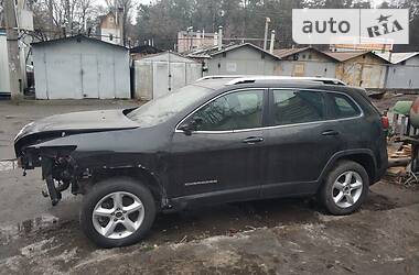 Внедорожник / Кроссовер Jeep Cherokee 2015 в Киеве