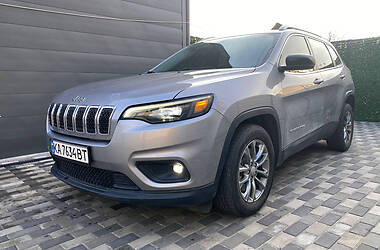 Внедорожник / Кроссовер Jeep Cherokee 2019 в Киеве