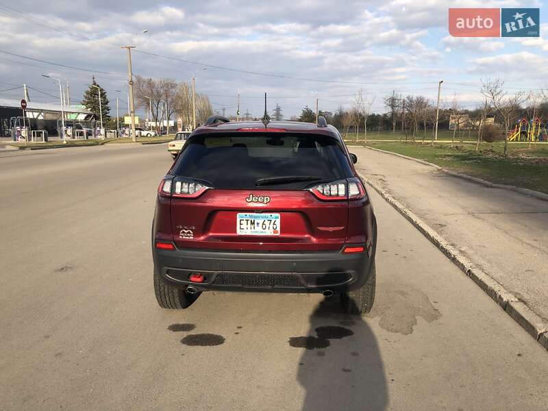Внедорожник / Кроссовер Jeep Cherokee 2020 в Днепре
