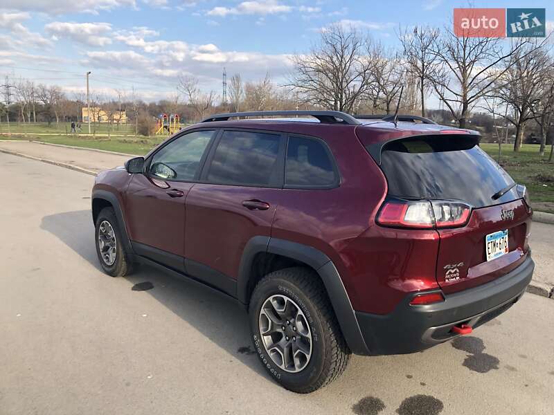 Внедорожник / Кроссовер Jeep Cherokee 2020 в Днепре