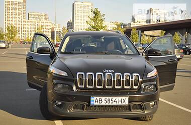 Позашляховик / Кросовер Jeep Cherokee 2015 в Києві