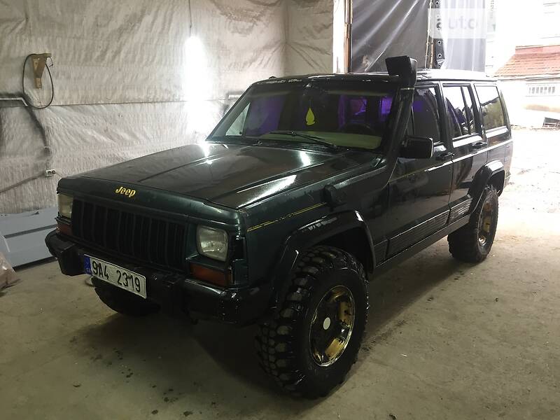 Jeep Cherokee