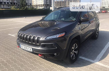 Позашляховик / Кросовер Jeep Cherokee 2014 в Києві