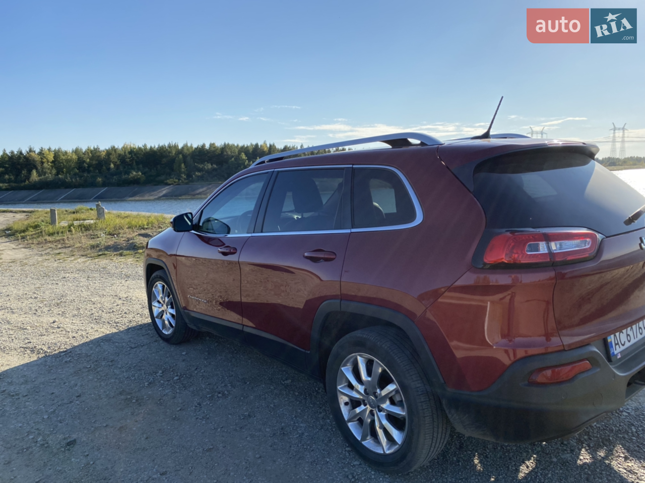 2015 Jeep Cherokee - мініатюра 14