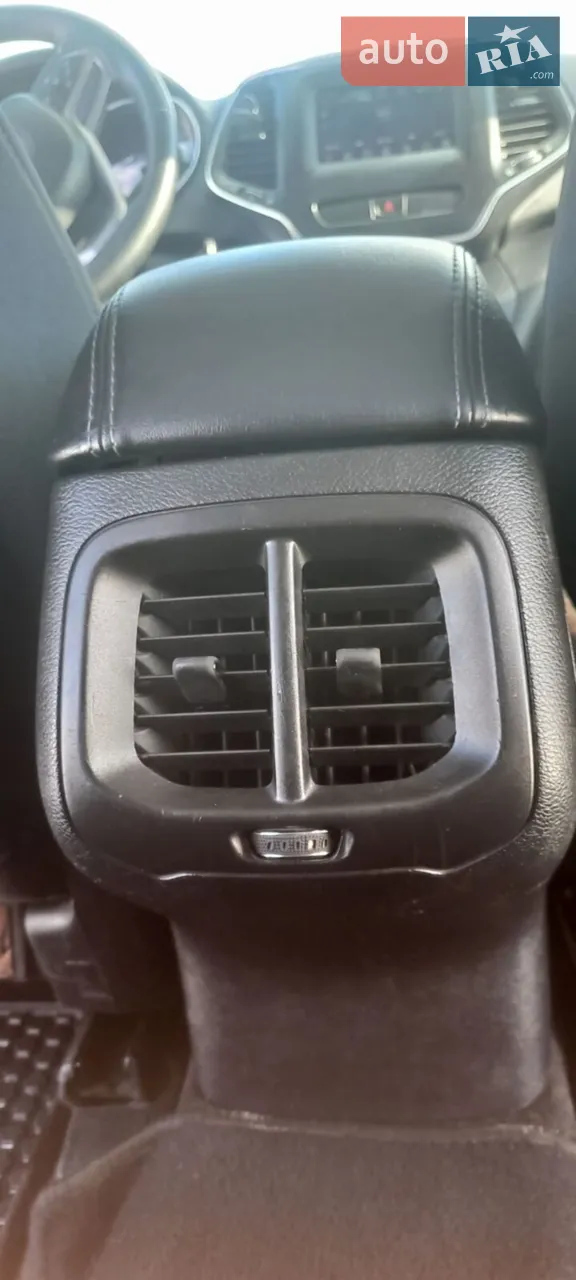 2019 Jeep Cherokee - мініатюра 44