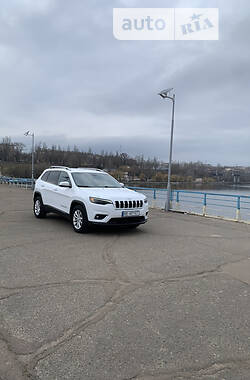 Внедорожник / Кроссовер Jeep Cherokee 2019 в Николаеве