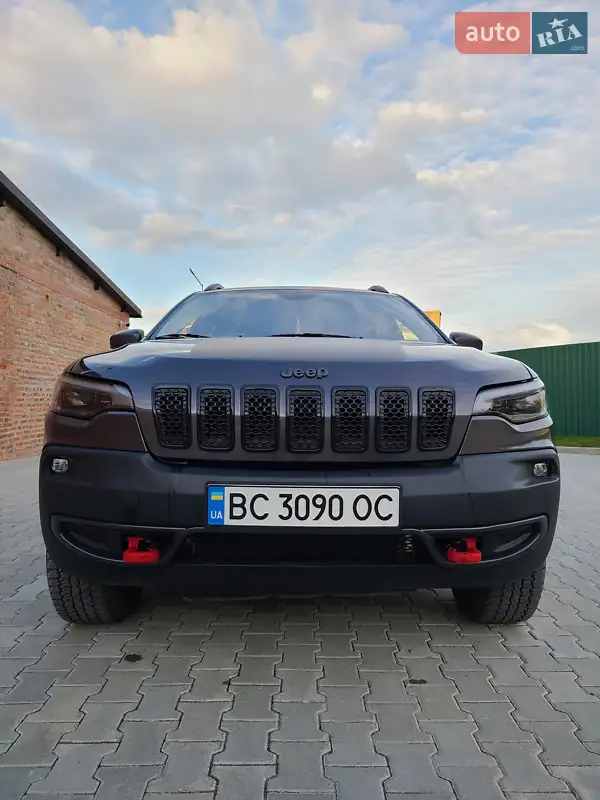 Jeep Cherokee 2019 VIN 1C4PJMBX9KD451744 фото оголошення 4 з 66