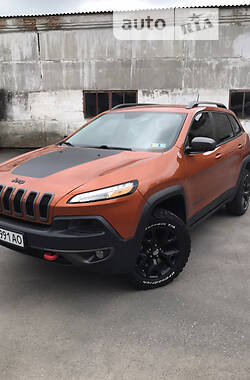 Внедорожник / Кроссовер Jeep Cherokee 2016 в Староконстантинове