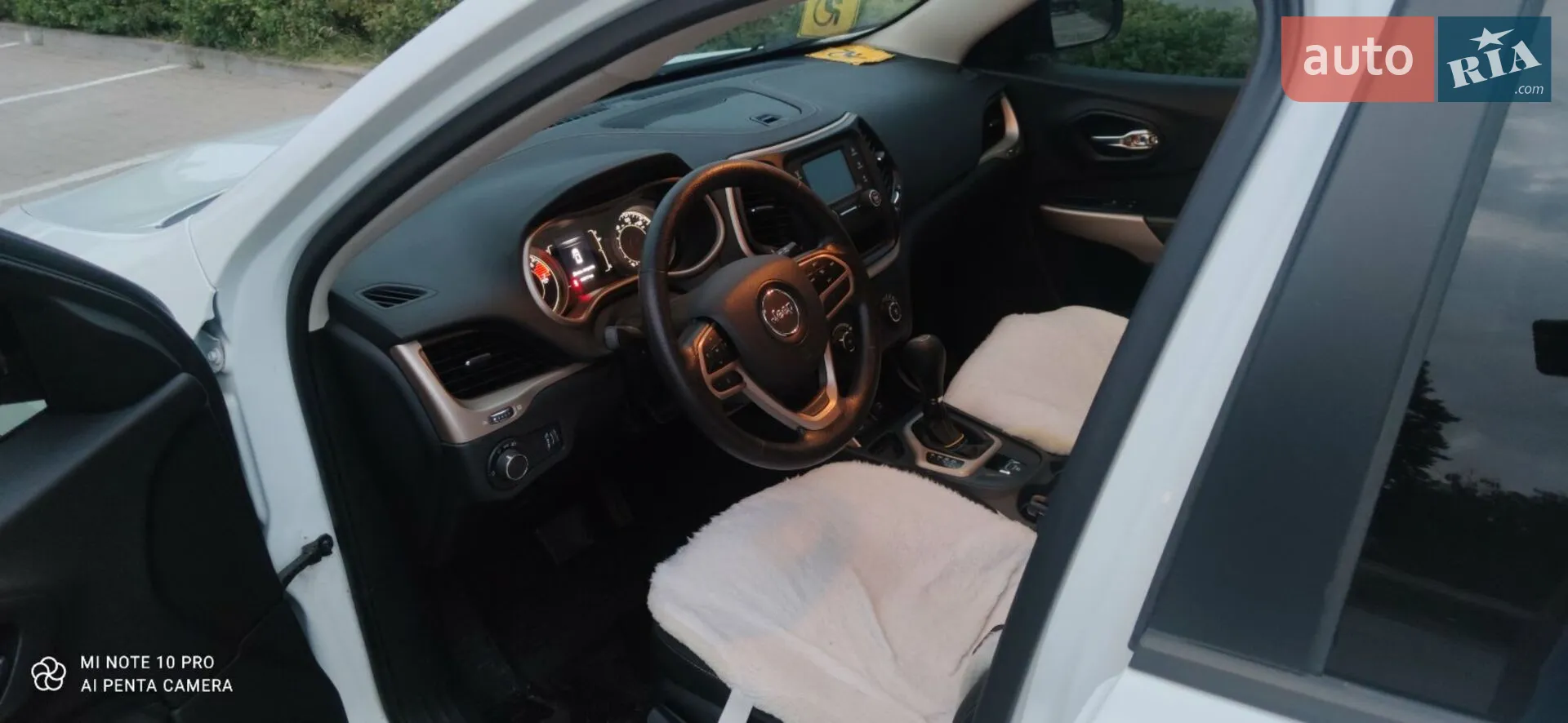 2017 Jeep Cherokee - мініатюра 17