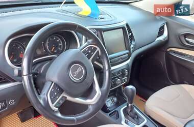 Позашляховик / Кросовер Jeep Cherokee 2014 в Одесі