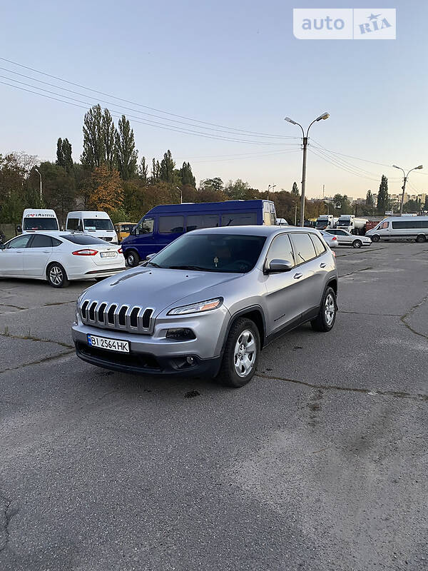 Позашляховик / Кросовер Jeep Cherokee 2013 в Кременчуці