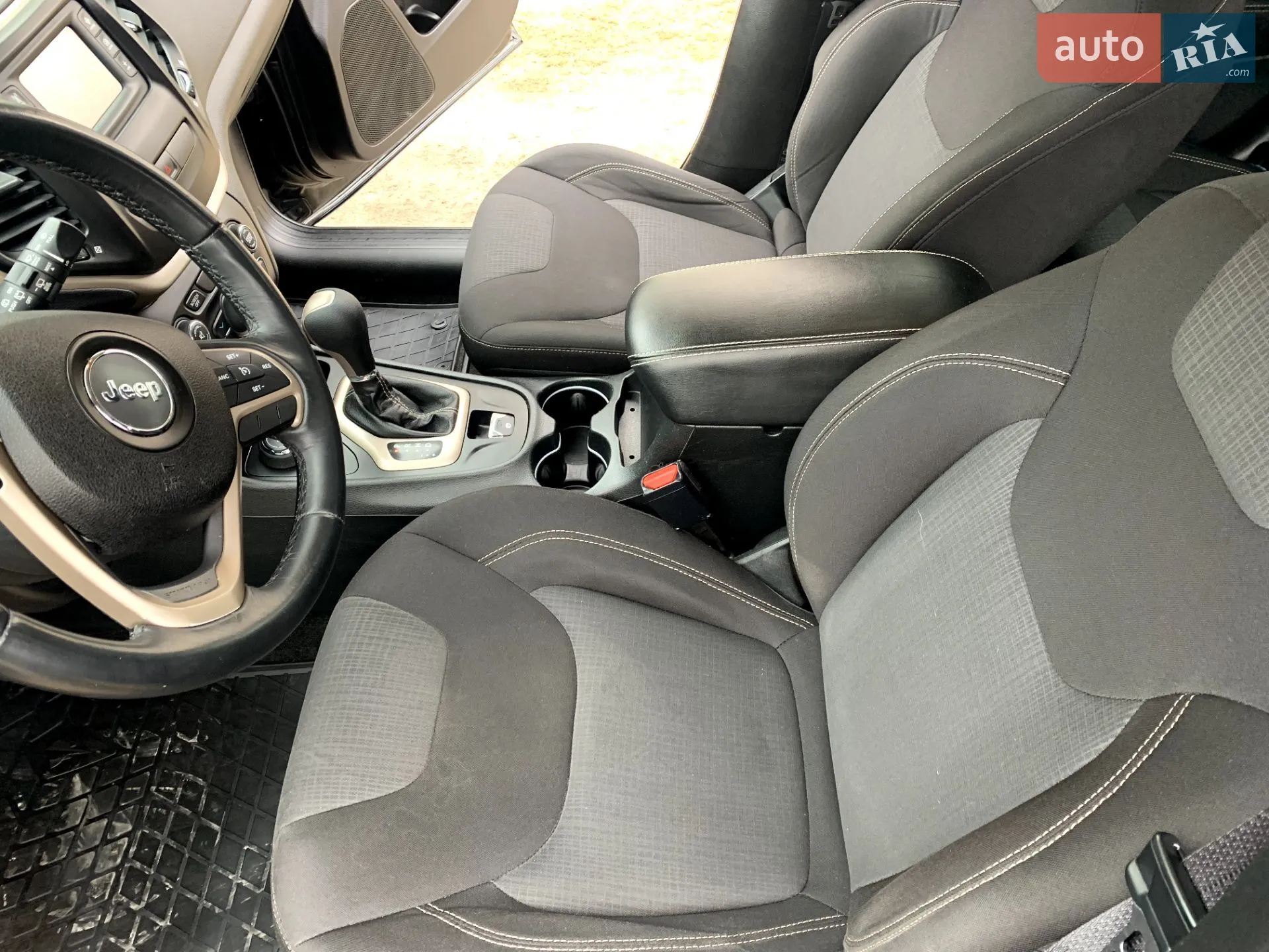 2015 Jeep Cherokee - мініатюра 4