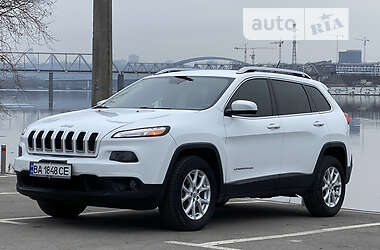 Позашляховик / Кросовер Jeep Cherokee 2015 в 