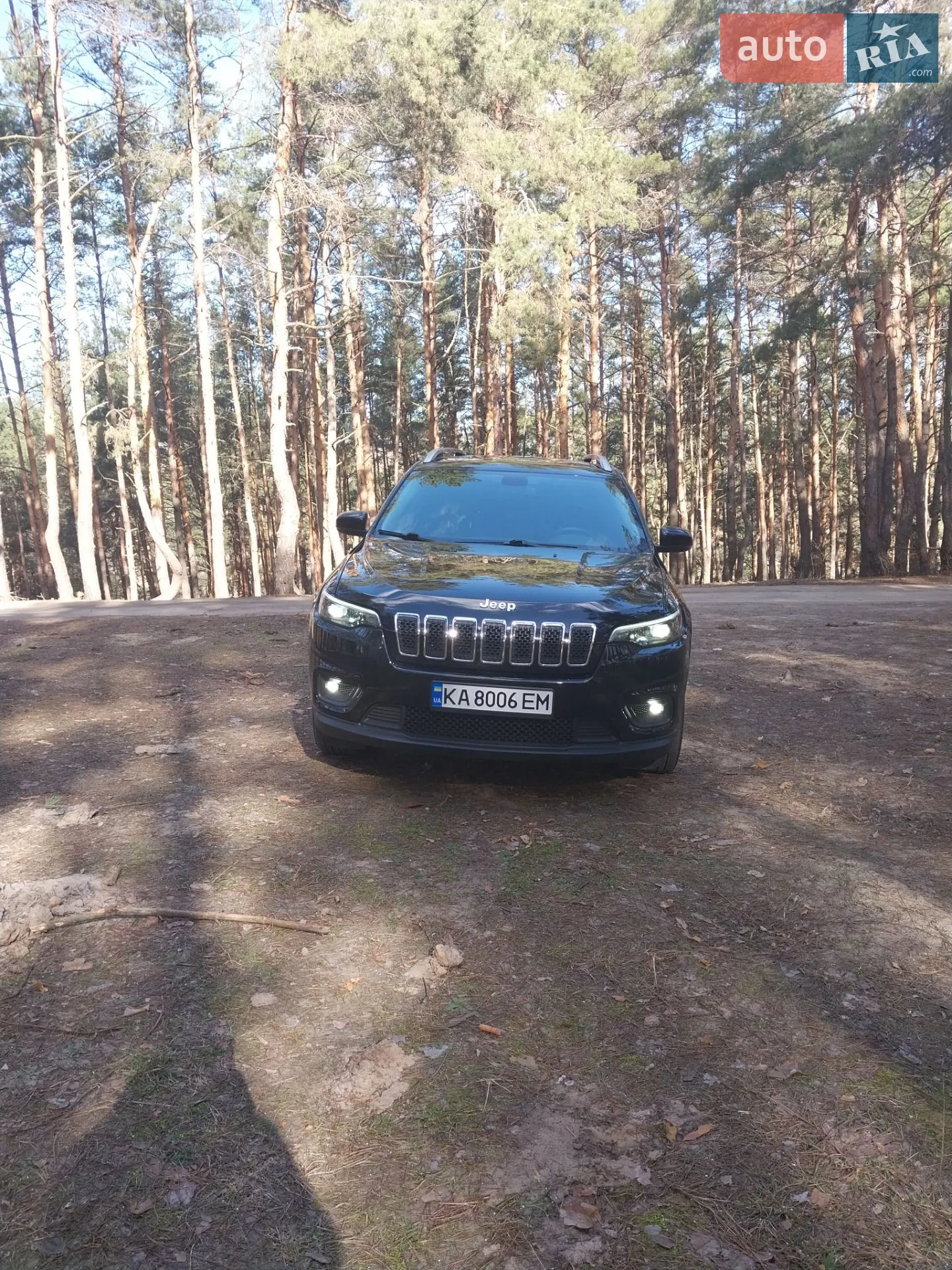 2019 Jeep Cherokee - фото 1