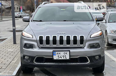 Внедорожник / Кроссовер Jeep Cherokee 2016 в 