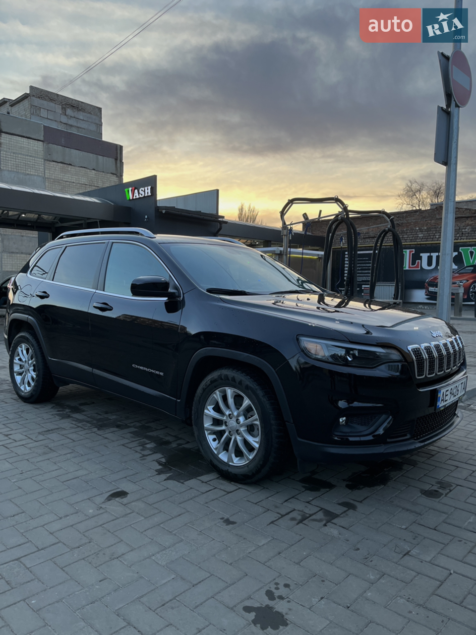 2017 Jeep Cherokee - мініатюра 15