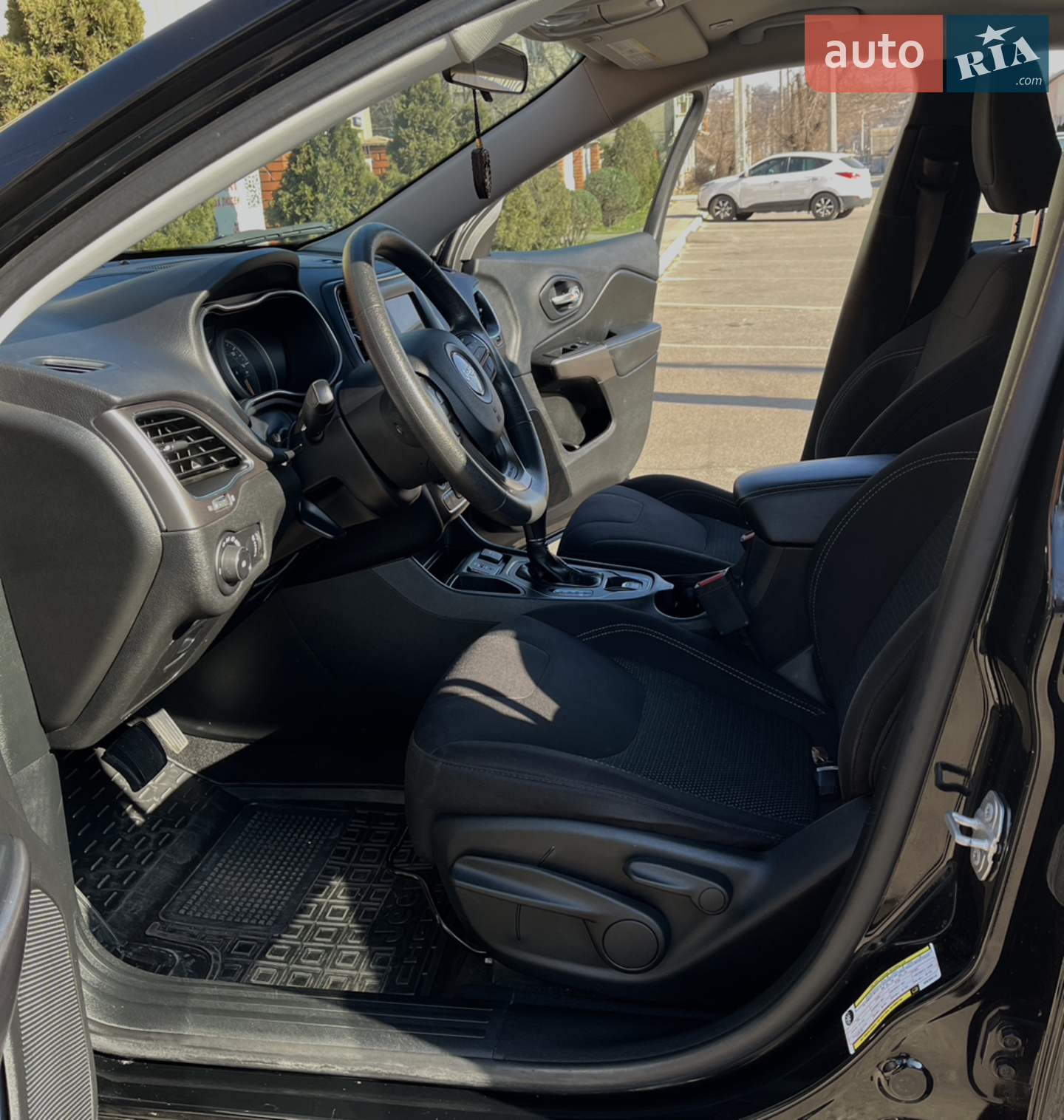 2018 Jeep Cherokee - мініатюра 7