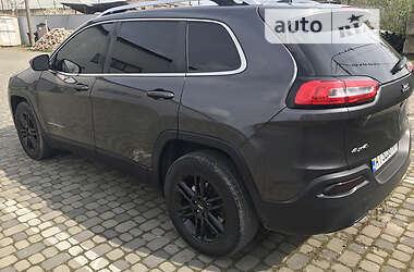 Внедорожник / Кроссовер Jeep Cherokee 2016 в Ивано-Франковске