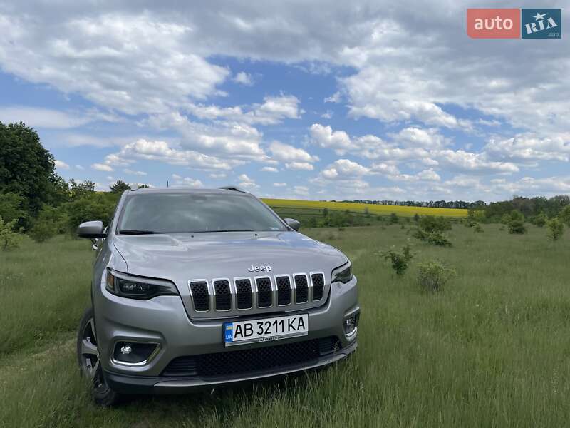 Внедорожник / Кроссовер Jeep Cherokee 2018 в Виннице