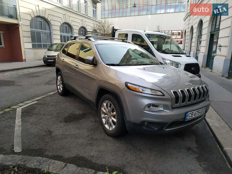 Позашляховик / Кросовер Jeep Cherokee 2016 в Києві