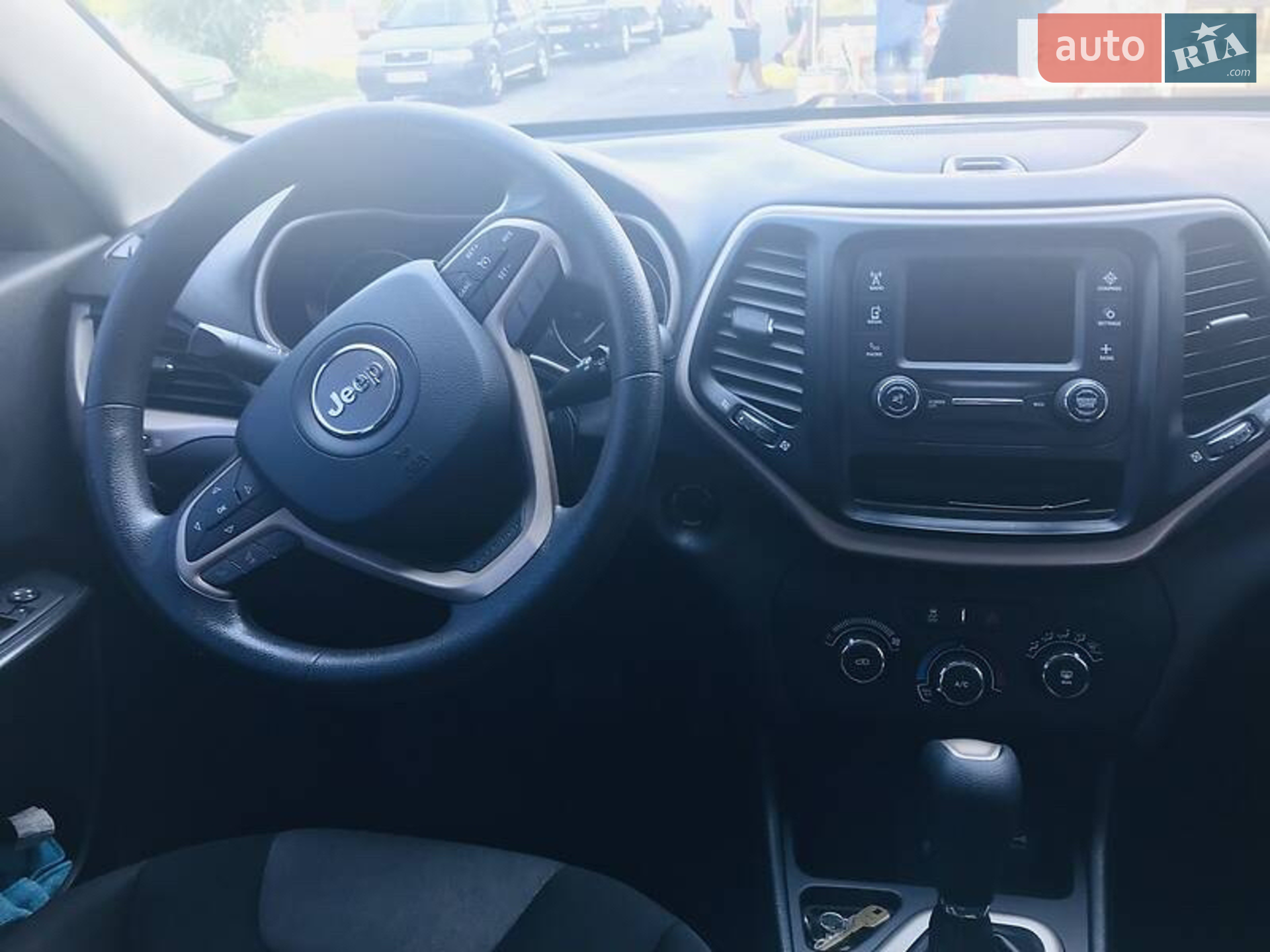 2014 Jeep Cherokee - мініатюра 2