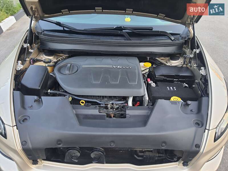 Позашляховик / Кросовер Jeep Cherokee 2015 в Харкові