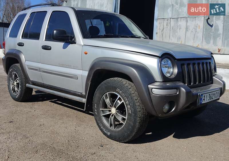 Внедорожник / Кроссовер Jeep Cherokee 2001 в Смеле фото 2 Внедорожник / Кроссовер Jeep Cherokee 2001 в Смеле