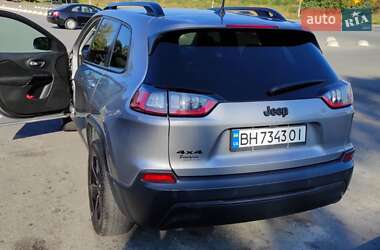 Внедорожник / Кроссовер Jeep Cherokee 2019 в 