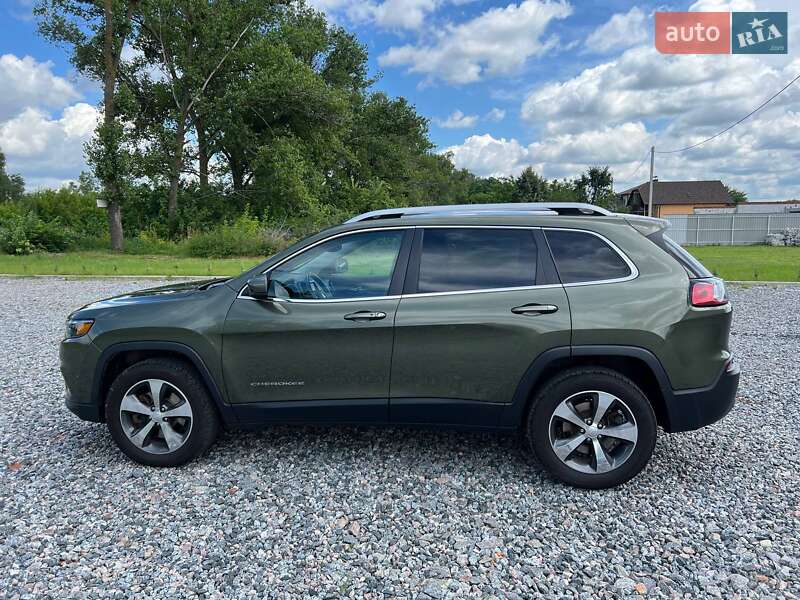 Позашляховик / Кросовер Jeep Cherokee 2019 в Полтаві