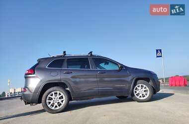 Внедорожник / Кроссовер Jeep Cherokee 2014 в Киеве