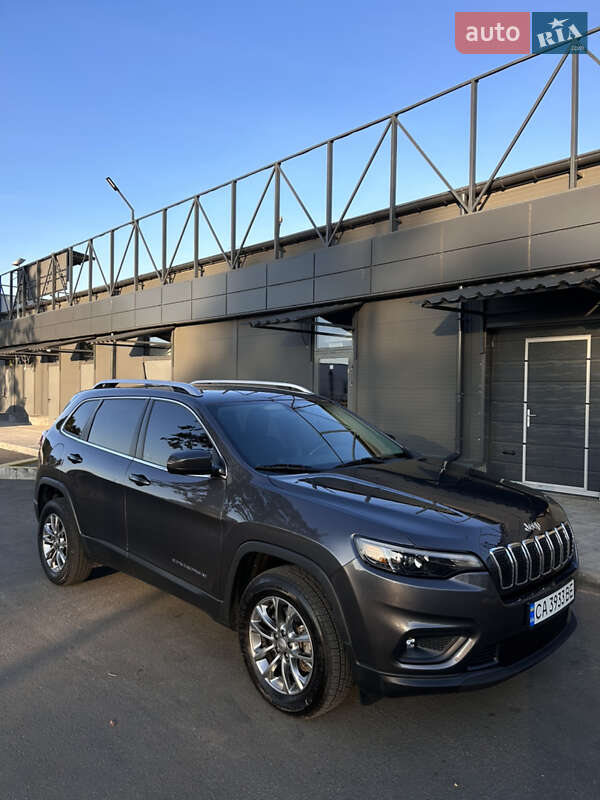 Позашляховик / Кросовер Jeep Cherokee 2018 в Умані