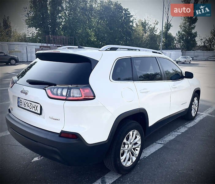 Внедорожник / Кроссовер Jeep Cherokee 2018 в Кременчуге
