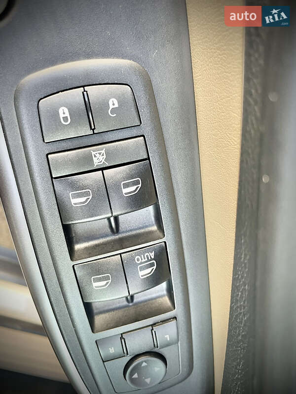 Внедорожник / Кроссовер Jeep Cherokee 2018 в Кременчуге