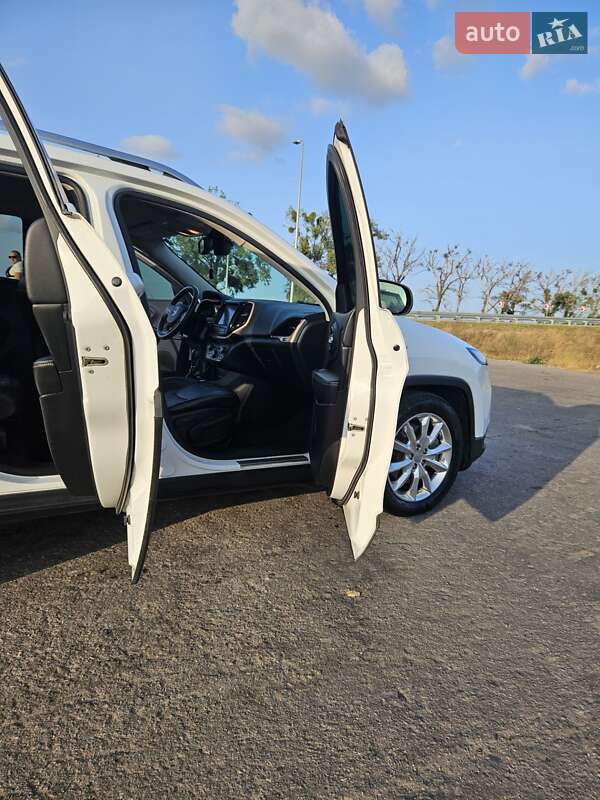 Позашляховик / Кросовер Jeep Cherokee 2014 в Білій Церкві