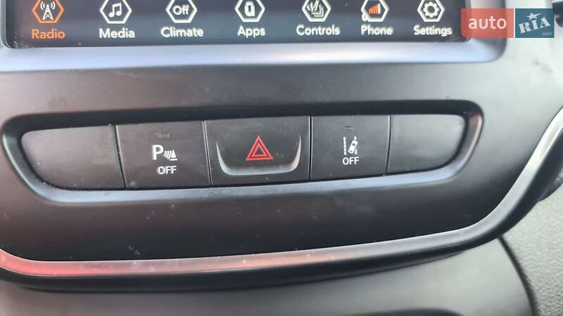 Позашляховик / Кросовер Jeep Cherokee 2021 в Києві